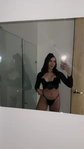 ...🖤🖤🖤 de lanataylor_7  Imagens