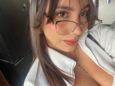 Public od Samantha_Luxx_  4 snímek