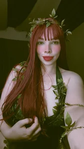 Emily_Lancaster your poison ivy 😈💖 Pic 2