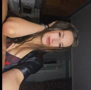 Emilia-Erooy Public slika 4