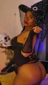 AmbarthSmiith2 This is halloween Pic 3