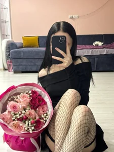 meowchaa i like flowers Pic 6