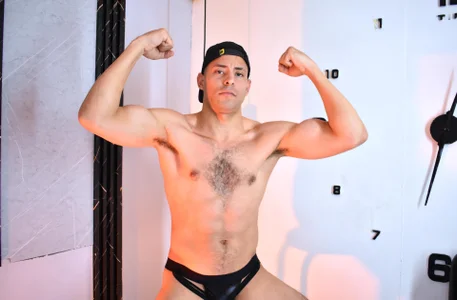 Cris_LaCobra_ cris Pic 5