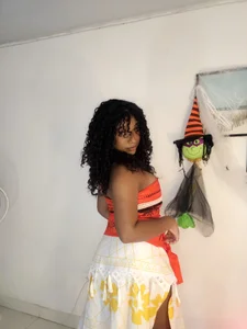 sara_sophieee Halloween Billede 2