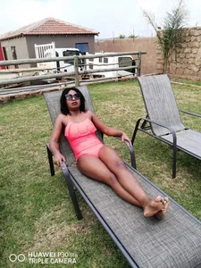 Prettylicou Public Poză 2