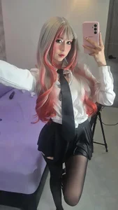 NEZUKO_MITSURI Don't look under my skirt Senpai 🙈 Pic 2