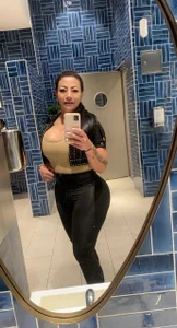 abigail_restrepo ❤ Foto