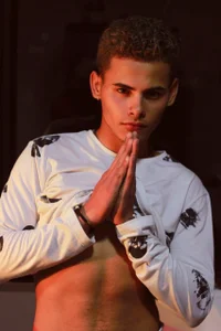 _white_fox_1のYoの 5枚の写真