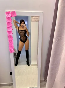 sexy lady 💕✨ de aisha_es  3 photos