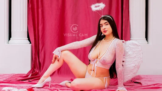 Happy Valentine's Day!💖✨ de EmiliClarke  2 Imagens