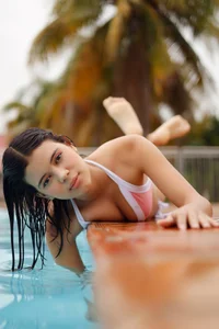 LizzMartin Come on, relax with me 사진 4