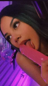 Violet_spencer Violet 🩷 Pic 3