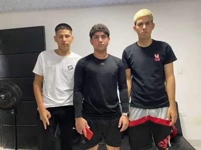 3hornys-straights kullanıcısının Public albümü -  4 fotoğraf