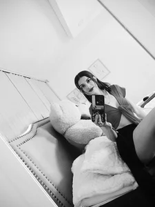 mariana__thompson Public Billede 5