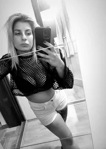 Public od SweetBabaa  5 snímek