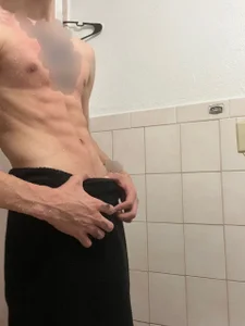 Hot traviesss😏😈 de NightXMen  2 photos
