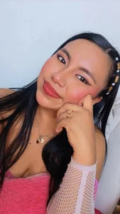 me 🍭🍭 de veronicaa_squirt  Imagens