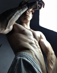 TalkingHead_0_ boddy  2টি ছবি