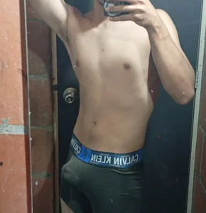 DeadpanActive Public зображення 4