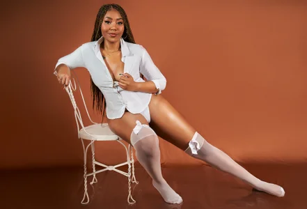 AngelaRoberts Public Foto 2