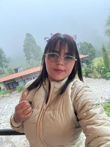 🦋 de Yireth_Sexi  2 Imagens
