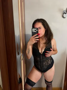 NewLuxxy 😈🍑❤ รูป  2