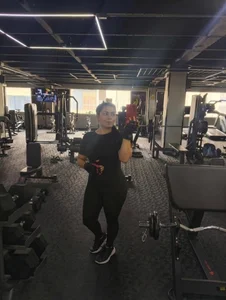 molly_bick Today’s training ready! 💪🏻🥵 Now I can relax and enjoy your beautiful company 🥹❤️ Pic 2