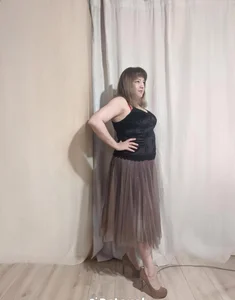 stefanyharper16 on a date with you in high heels and a super skirt Εικόνα 4