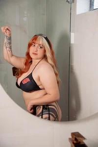 Sexy for you!🖤 de lilaa_sky  5 Imagens