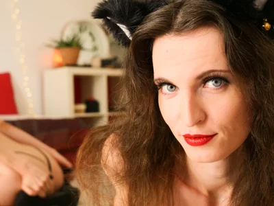 yulladao Petite chatte 사진 2