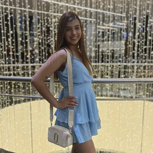 Isabellaa_Gomez Public Εικόνα 7