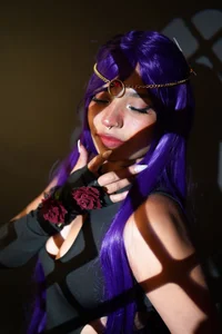 ari_kitsune Raven 🥵💦🙈💜 Foto 5