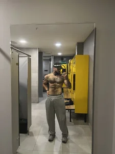 📈📈 od Benjii_Carter1  2 snímek