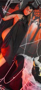 PlayfulShow Dark, mysterious, and dangerously irresistible 🕷️ Pic