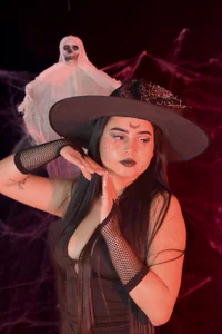 isabella_nigth boo! 🎃 Pic 4