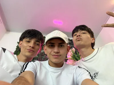 axel_milo_kairo_and_noa Public Pic