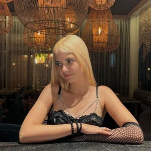 Helen18glo Public Billede 5