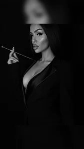 KimWilmes Luxe Temptation Pic 5