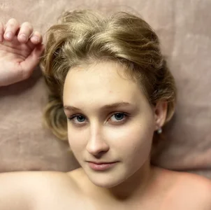 tiffannyjons Me<3  4টি ছবি