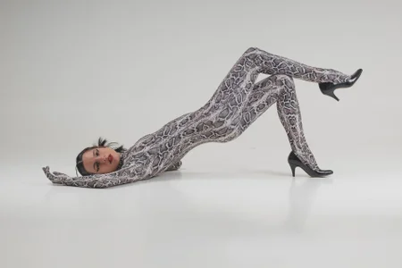 AikoHayashida Public Immagine  2