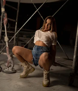 Assmerising i wanna destroy the walls between us Pic 5