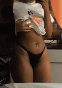 HoneyGlowXXO HEYY THERE Pic