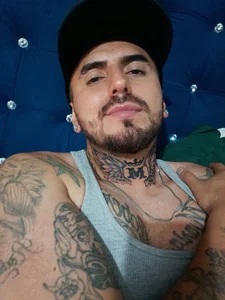 Tyler_Brooks Public  5 снимка