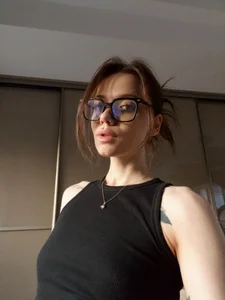 enchanting_chloe just me :3 Pic 3