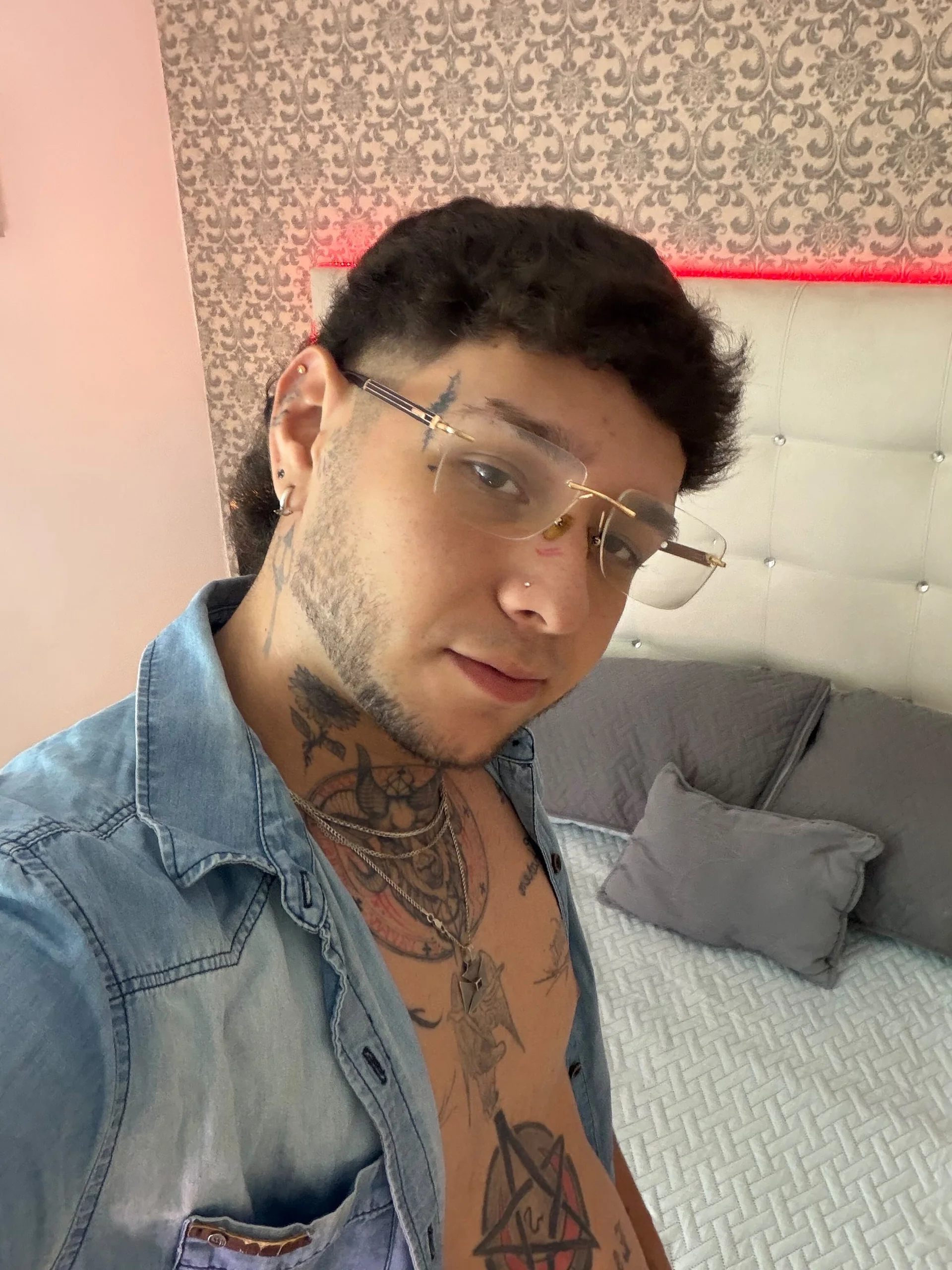 leon_becker_ Public Gambar 2