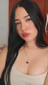 chloekitty69 Public Pic 4