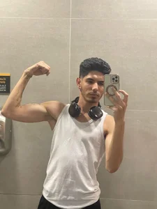 fabrizzio__your strong boy 💪 Bild 2