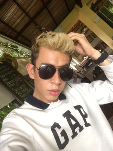 Enjoying a little of the warm weather of Melgar Colombia de Juaan_Diick  2 photos