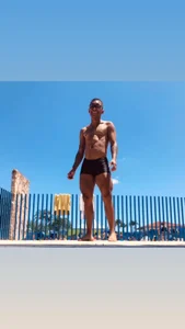 Aaronblack1_🌱图片