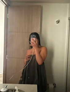 Cutie_Riley Hot shower Hình 5